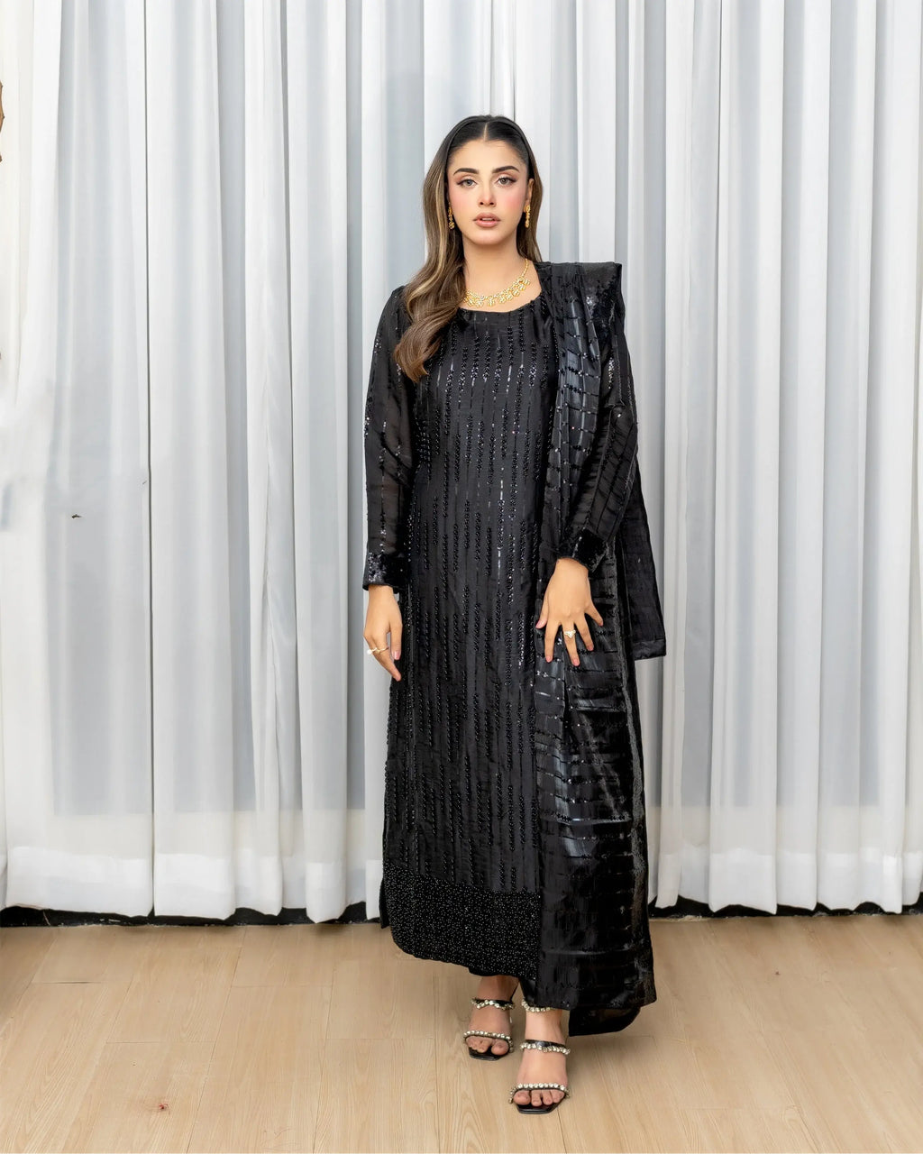 Black Embellished 3PC Suit – Luxury Party Wear Dress for Women Pakistan