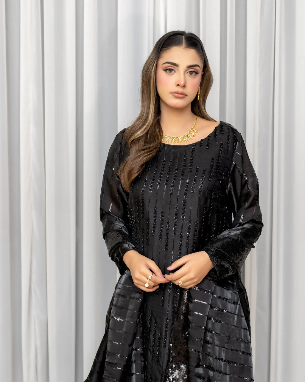Black Embellished 3PC Suit – Luxury Party Wear Dress for Women Pakistan